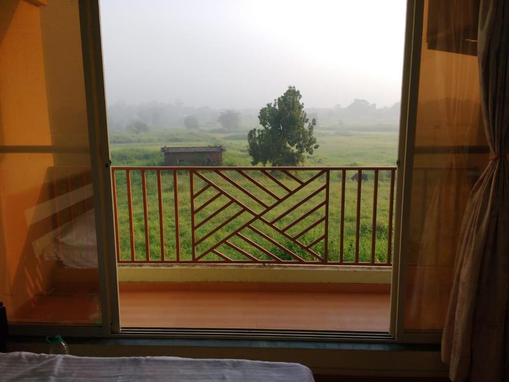 Karjat Mountain Villa Екстериор снимка