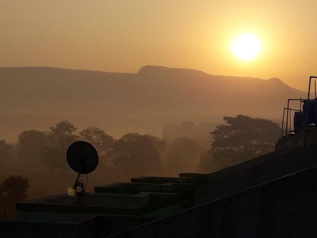 Karjat Mountain Villa Екстериор снимка